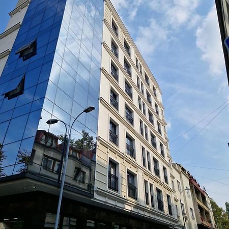 H41 Luxury Suites Belgrad Exteriör bild