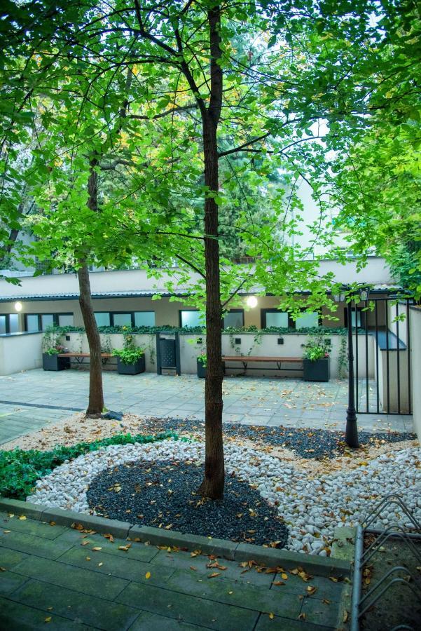H41 Luxury Suites Belgrad Exteriör bild