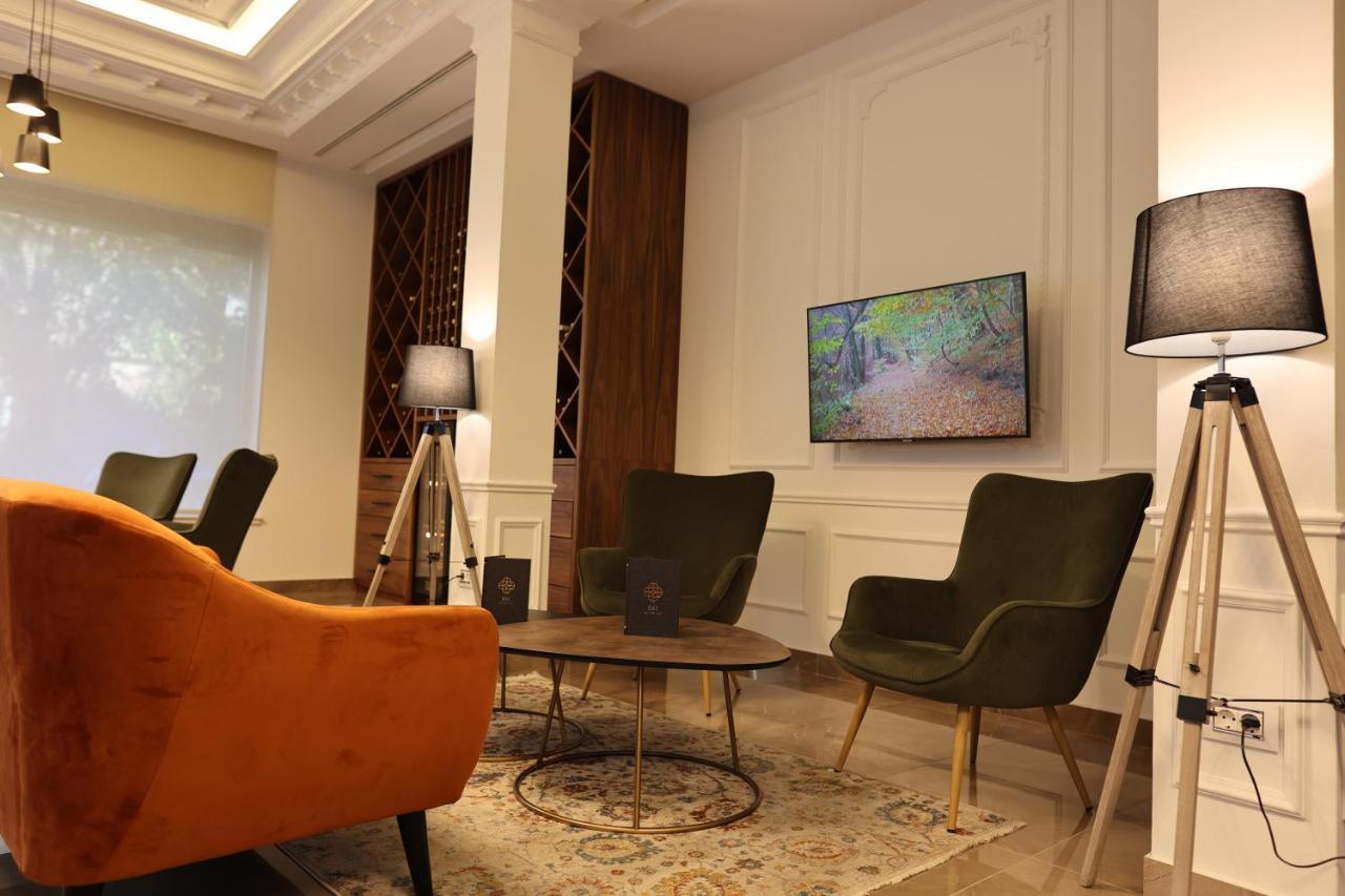 H41 Luxury Suites Belgrad Exteriör bild