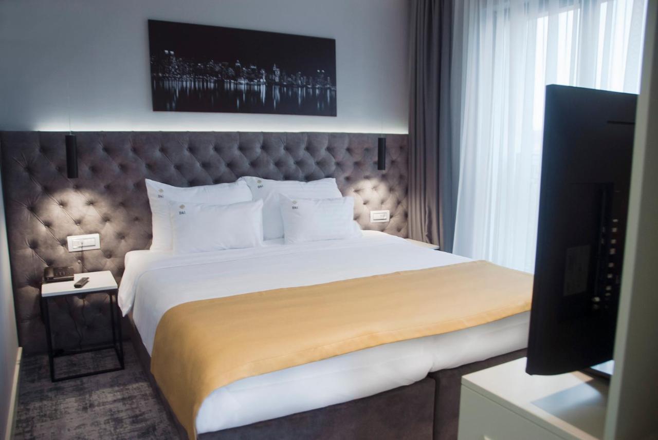 H41 Luxury Suites Belgrad Exteriör bild