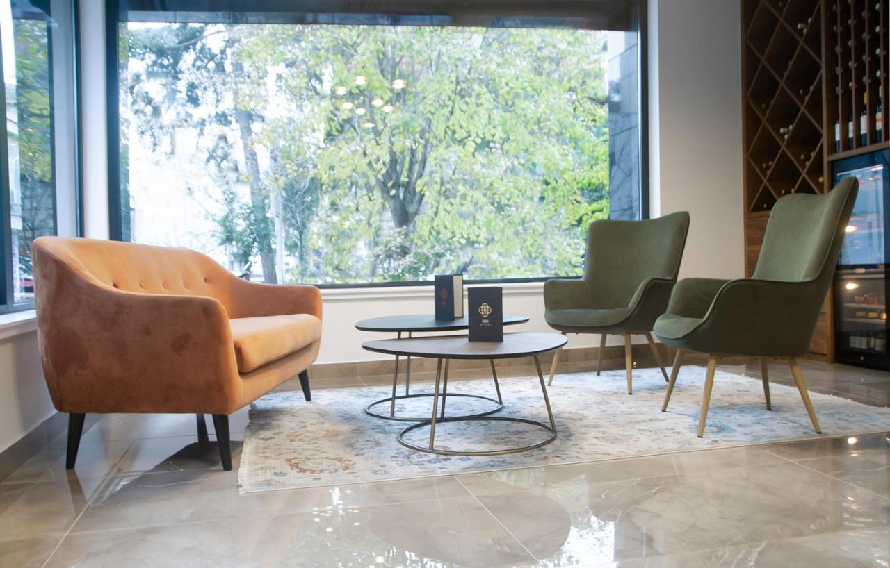 H41 Luxury Suites Belgrad Exteriör bild